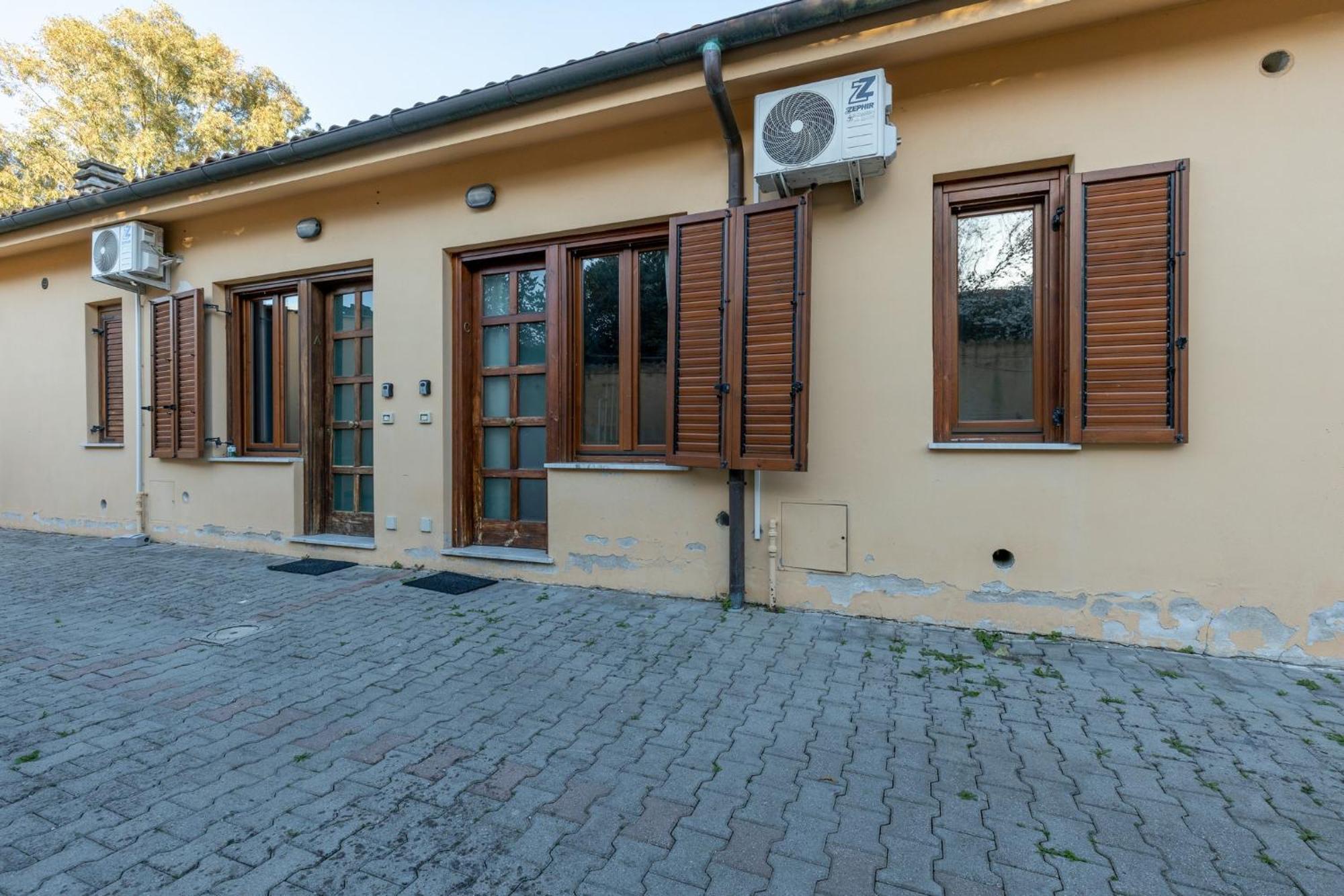 Four Shades Of Pisa Apartments エクステリア 写真